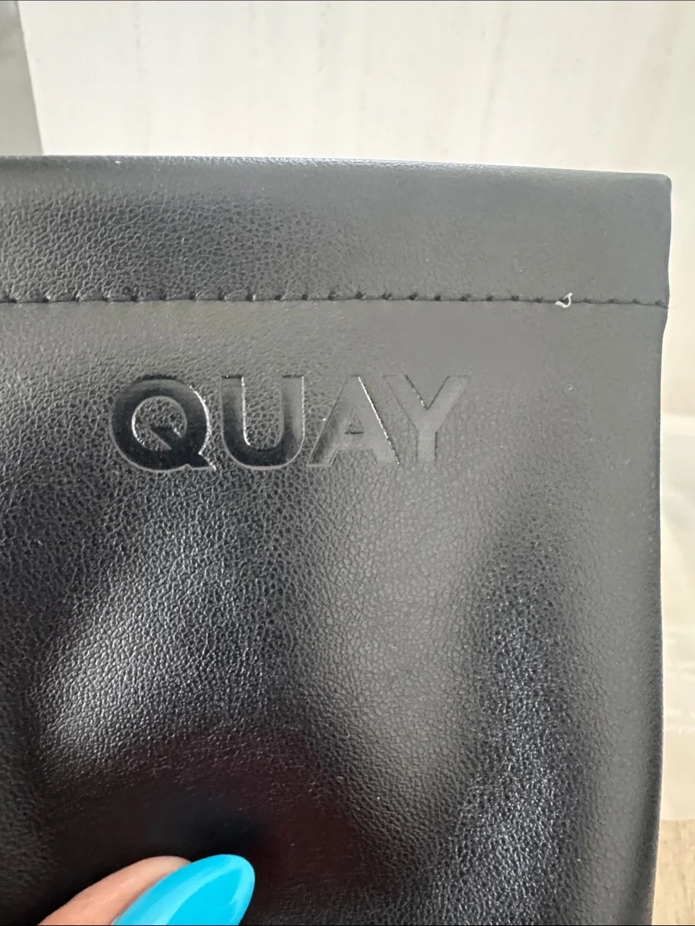 Quay Australia Black Could Never Gloss Oval Sunglasses ID 77683